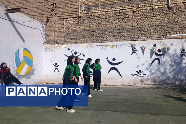 شور و هیجان داژبال در مهردخت؛ رقابت مهارت و نشاط به مناسبت هفته تربیت بدنی