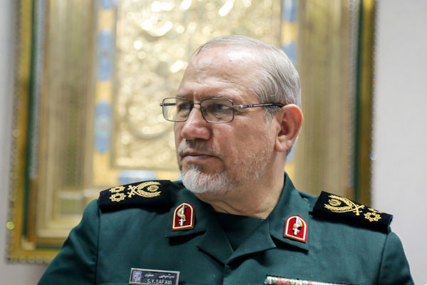 سرلشکر رحیم صفوی: باور ملی و رهبری مقتدر رمز اقتدار ایران است