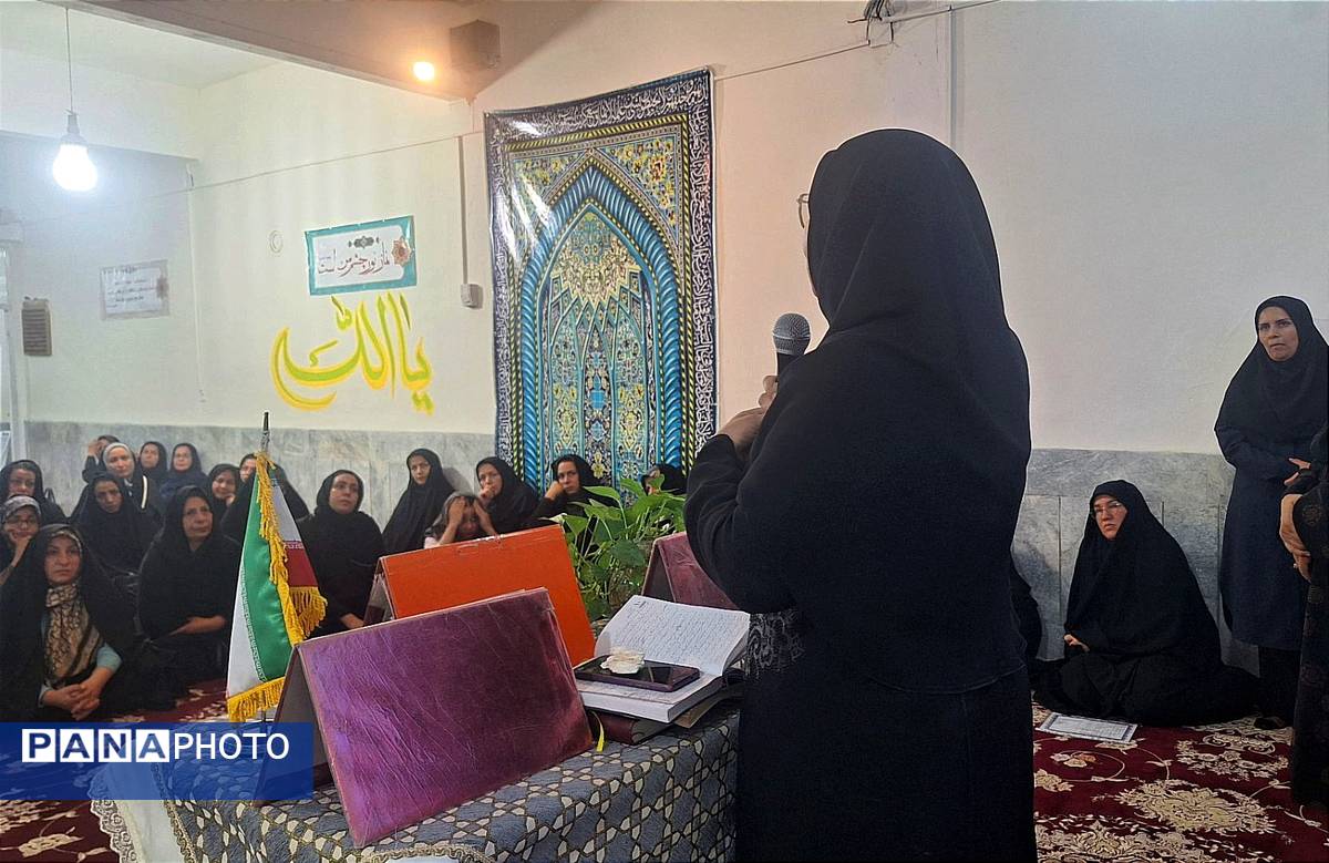 جلسه هدایت تحصیلی با والدین در دبیرستان فیاض