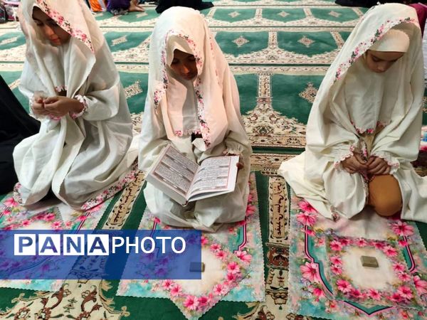 لحظات ناب اعتکاف دانش‌آموزی دختران در جاسک