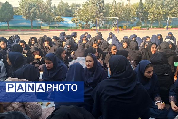 مدرسه نمونه‌دولتی ارشاد شهرستان قرچک در سوگ یاس نبی