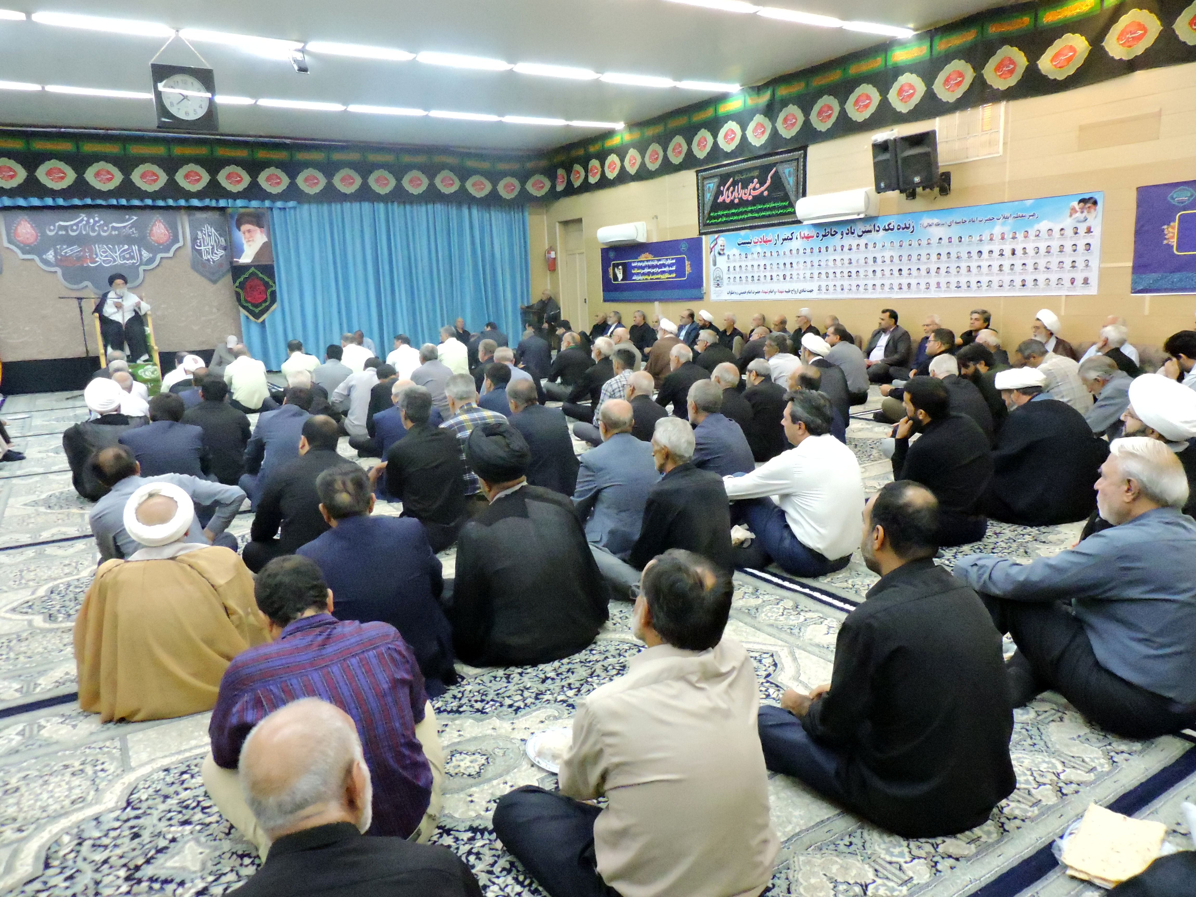 مراسم شهادت امام سجاد (ع) در دفتر نماینده ولی فقیه در یزد