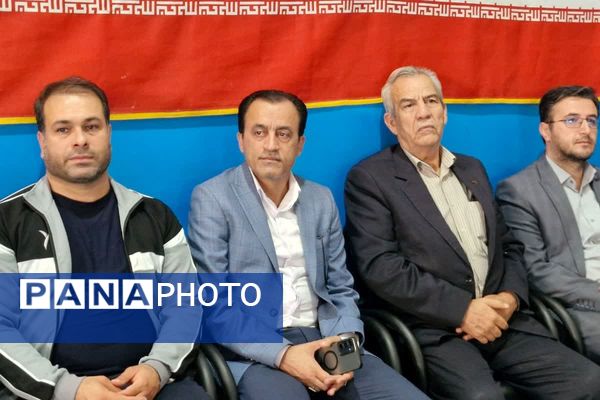 آیین افتتاحیه «میدان پویا» در قرچک