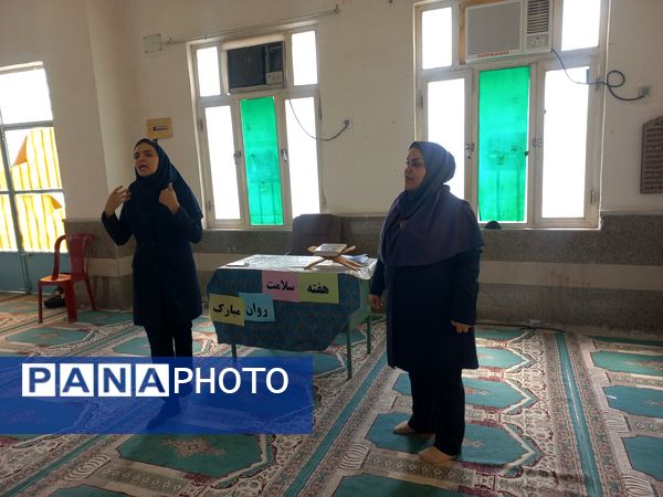 هفته بهداشت و روان در مدرسه زهرای‌مرضیه حاجی‌آباد