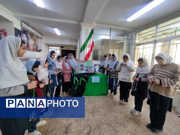 برپایی ایستگاه صلواتی در مدرسه شهید آقچه لو به مناسبت تشییع پیکر سید حسن نصرالله