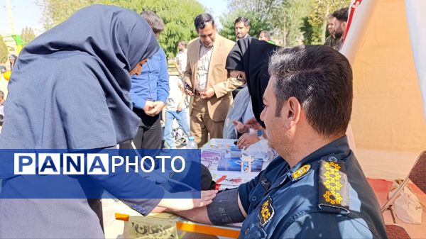 جشن هزارنفری «کودکان، حال خوش زندگی»