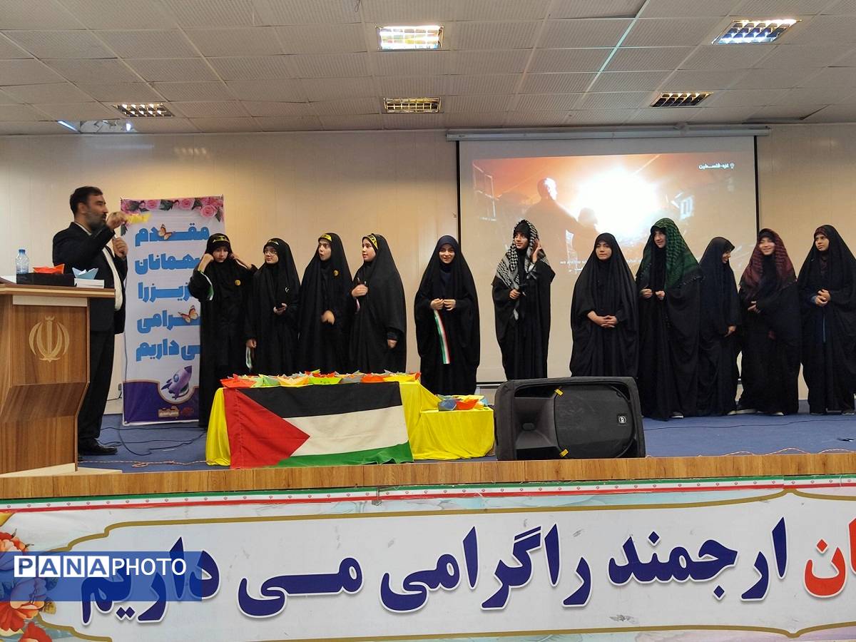 مرحله استانی رویداد ملی لیگجت برای دانشآموزان دختر در کرج