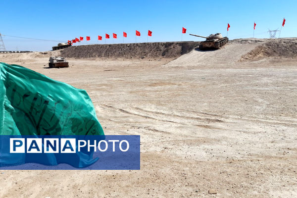 قدمگذاشتن دانشآموزان رباطکریم بر خاک مقدس شلمچه