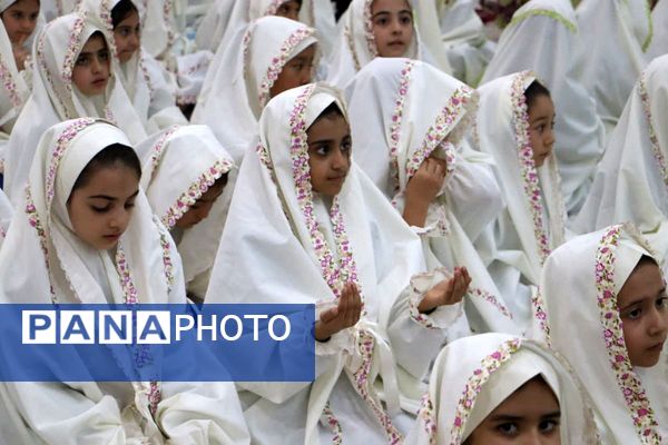 مراسم جشن تکلیف250 دانش آموز شهر صفادشت