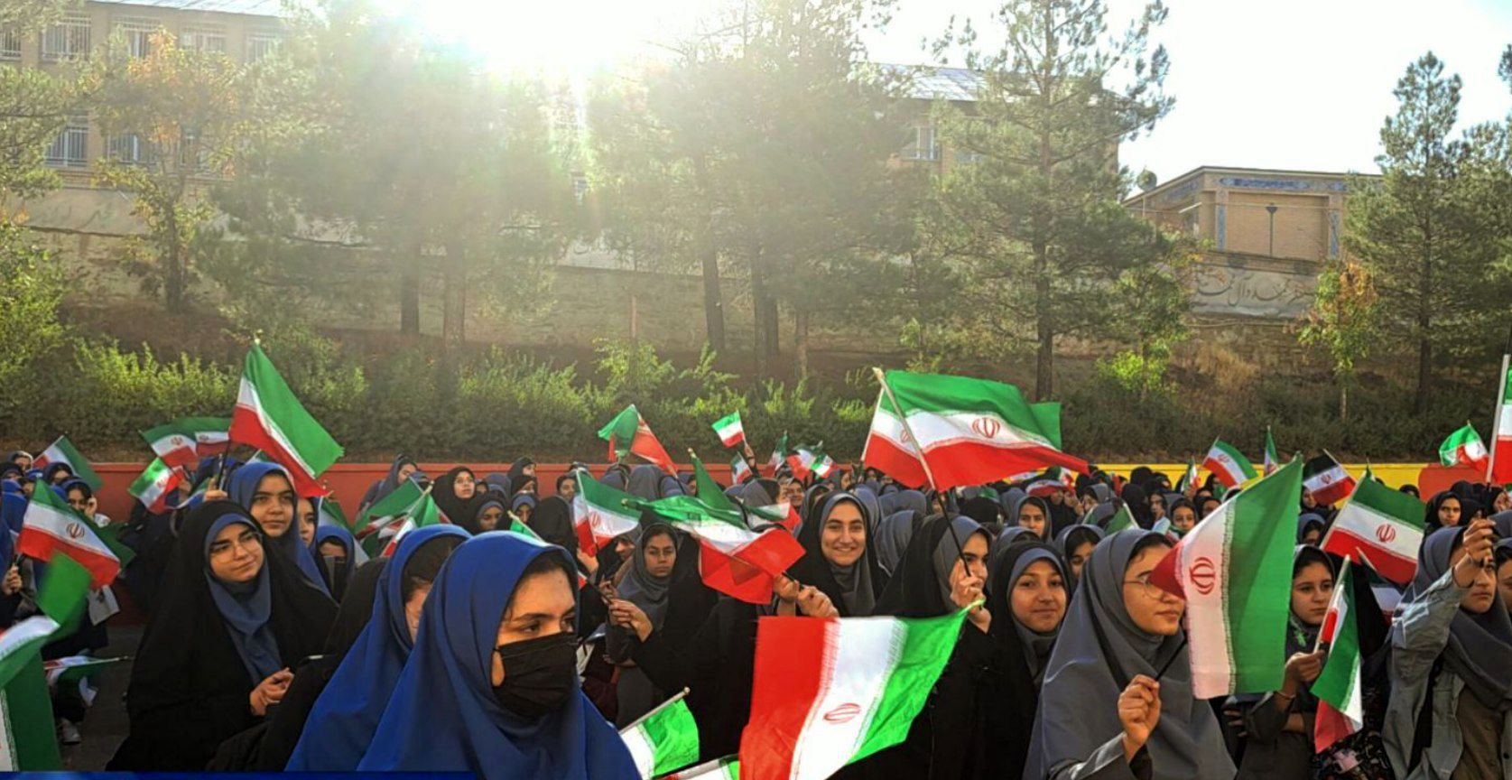 آغاز سال تحصیلی با یاد شهدا در مدرسه شاهد شهیده مهین حبیبی