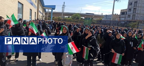 زنگ مهر و مقاومت در مدرسه مردانی آذر ناحیه ۲ تبریز