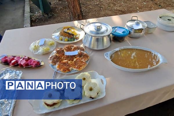 المپیاد ورزشی درون مدرسه‌ای در دبیرستان حجاب ناحیه یک شهرری