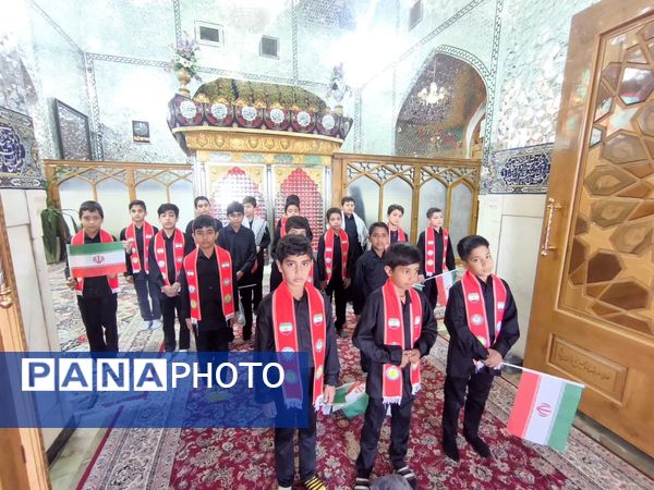 حماسه آفرینی پیشتازان دبستان شهید پسندیده فدافن در راهپیمایی ۱۳ آبان کاشمر