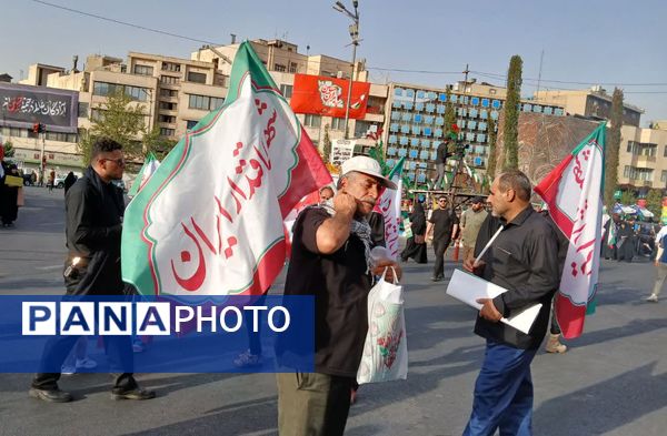 برافراشتن پرچم غیرت با بدرقه شهدای اقتدار
