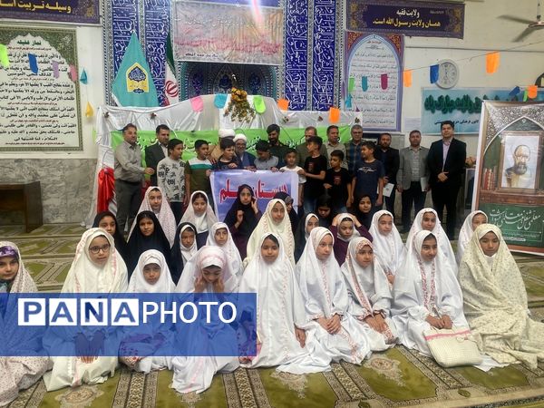 حضور جمعی از فرهنگیان مانه و سملقان در نماز عبادی سیاسی جمعه
