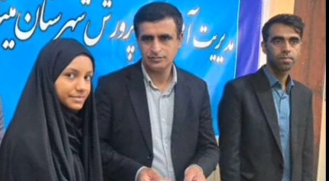از برگزیدگان جشنواره نوجوان خوارزمی میناب تقدیر شد