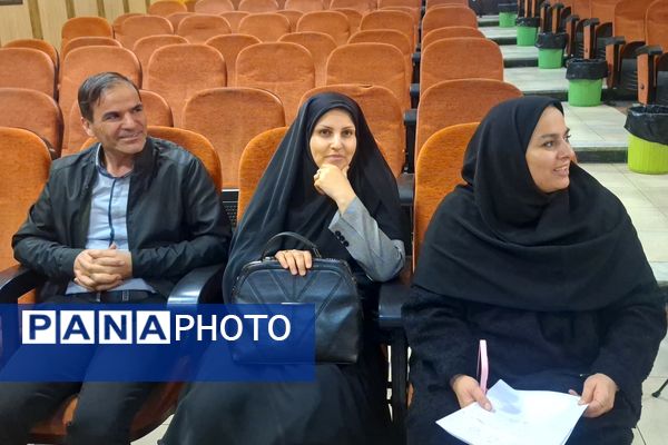 ایجاد انگیزه و خلاقیت در دانش‌آموزان با اجرای تئاتر درسی 