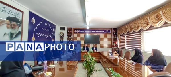 تجلیل مدیر آموزش و پرورش شهرستان شیروان از خبرنگاران پانا