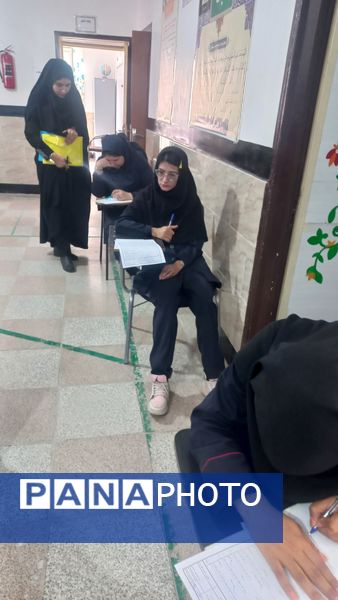 بازدید سرپرست اداره آموزش و پرورش استثنایی استان از روند برگزاری امتحانات نوبت دوم