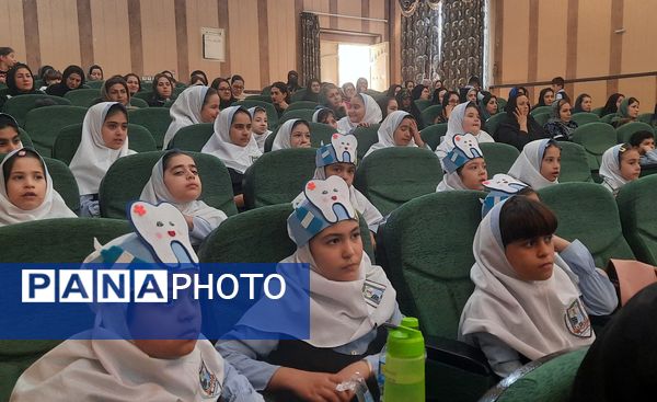 جشن دهان و دندان مدرسه متین و متانت 