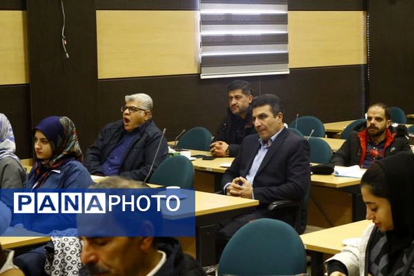 جلسه مشترک شورای ساماندهی امور جوانان و شورای ورزش فیروزکوه