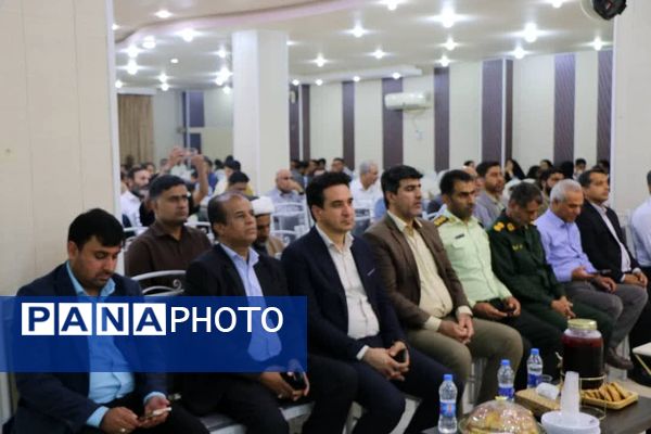جشن تجلیل ازمقام والای معلم در بندرخمیر