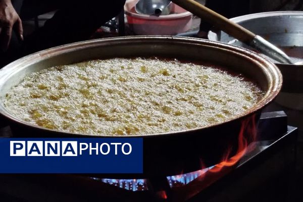 اربعین است و جهان یکسره هیأت شده است