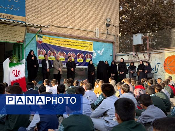 افتتاح کتابخانه در دبستان شهید اسلامی تبادکان 