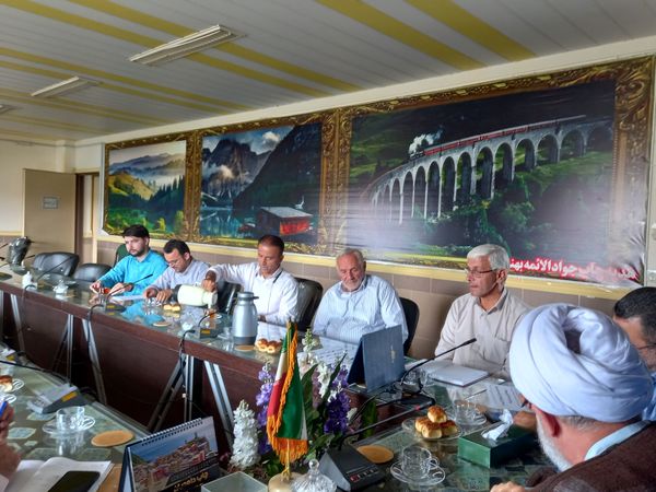 جلسه شورای اداری آموزش و پرورش منطقه بهنمیر 