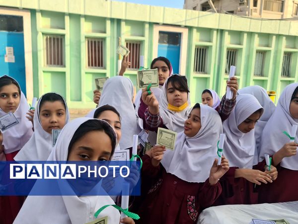 آیین افتتاحیه هفته «سفیران سلامت» در مدرسه شهید ابراهیم تنیده 