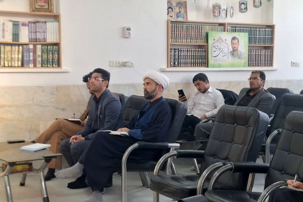 جلسه توانمندسازی معلمان پرورشی در مروست