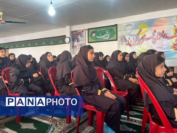 به صدا در آمدن زنگ هفته گردشگری در دبیرستان فاطیما