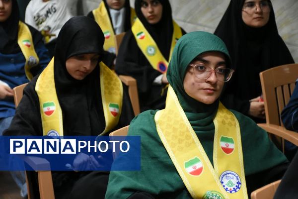 پیش‌اردوی ملی تشکیلات پیشتازان دختر در مازندران 