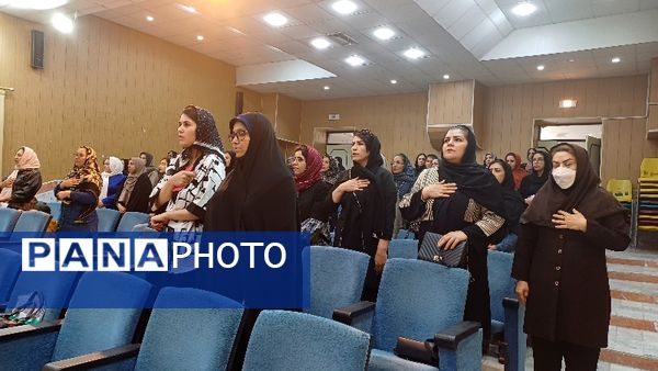 برگزاری جلسه انجمن اولیا و مربیان در کانون سمیه شیروان