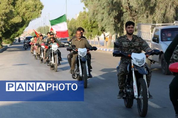 غبارروبی مقبره و مزار شهدای گمنام در شهرستان بندرخمیر