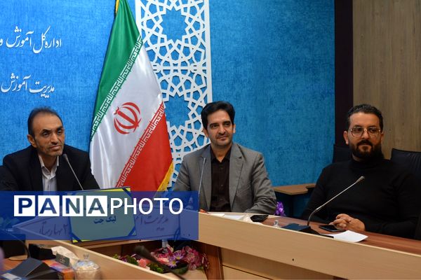 تقدیر از برگزیدگان لیگ جت در سالن فرهنگ بهارستان‌دو