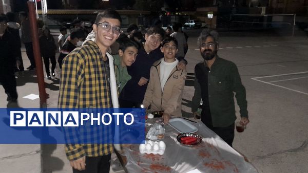 برپایی اردوی شبانه مقاومت در دبیرستان شهید بهشتی