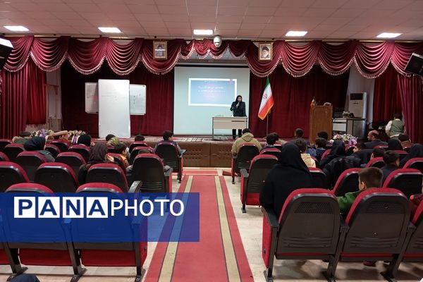 برگزاری جلسه آموزشی دانش‌آموز خبرنگاران پانا در منطقه پردیس