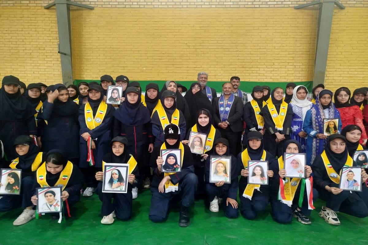 حضور موثر دانش‌آموزان، نمایانگر هوشمندی بهتر از ارزش‌های ایثار و فداکاری در راه اسلام و وطن خواهد بود