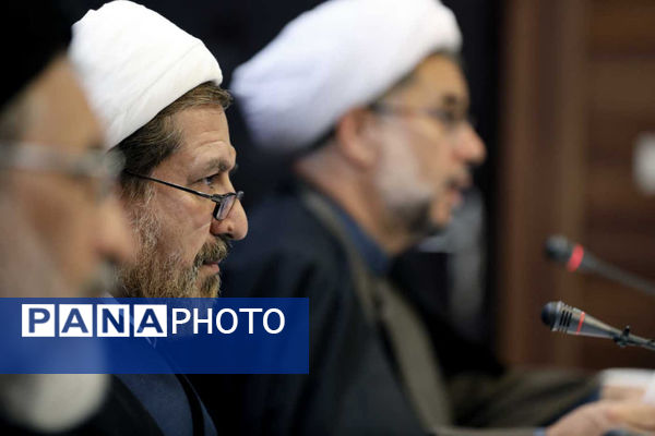 تحلیف اعضای هیئت منصفه جرایم سیاسی و مطبوعاتی استان خراسان رضوی