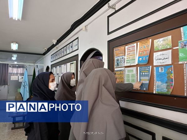 بیست وهفتمین مانور سراسری زلزله وایمنی در دبیرستان فرزانگان ۴ ناحیه یک