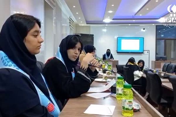 نشست انتخاباتی مجلس شورای دانش‌آموزی شهرستان جم برگزار شد