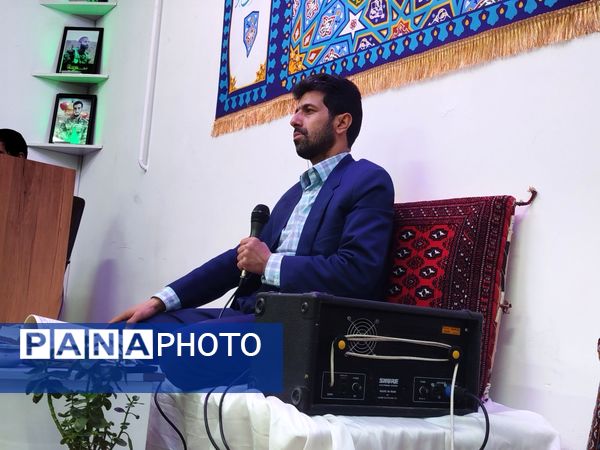 محفل انس با قرآن کریم در ماه مبارک رمضان در کاشمر
