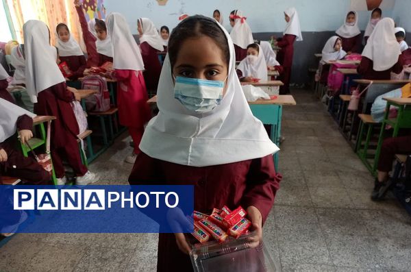 برگزاری آیین سه‌شنبه‌های مهدوی در دبستان شهید ابراهیم تنیده بندرعباس