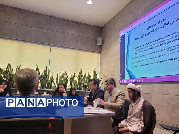 کارگاه توانمندسازی مدیران در ناحیه سه مشهد مقدس
