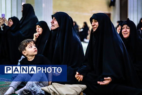 بزرگداشت شهدای خدمت در مصلای اعظم امام خمینی(ره) تبریز 