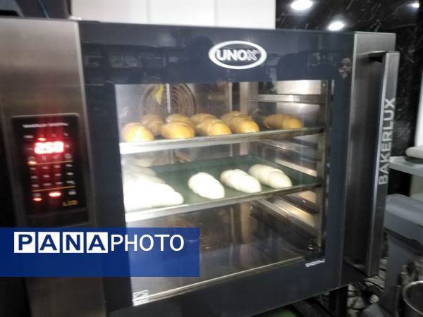 بازید دانش آموزان از مجموعه عطرنان