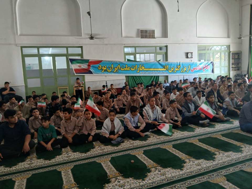 برگزاری یادواره شهدا در مسجد صاحب‌الزمان شهرستان خلیل‌آباد