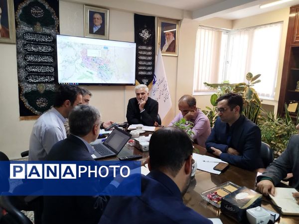 جلسه بررسی و تصمیم گیری در خصوص آزمون مجدد هدایت تحصیلی در مشهد
