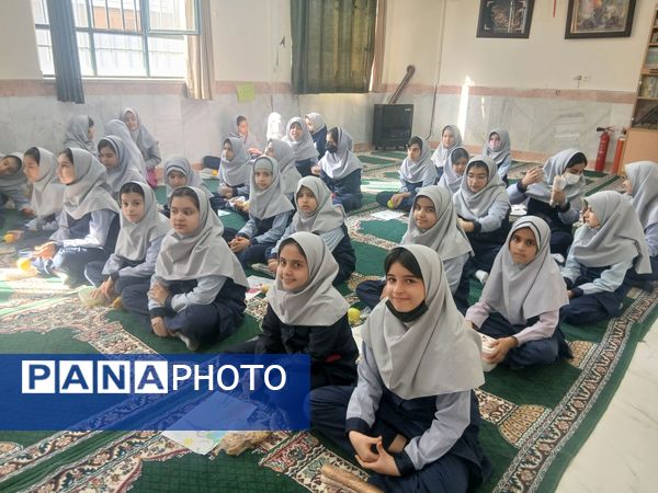 انتخابات سفیران سلامت در دبستان میثاق ناحیه سه